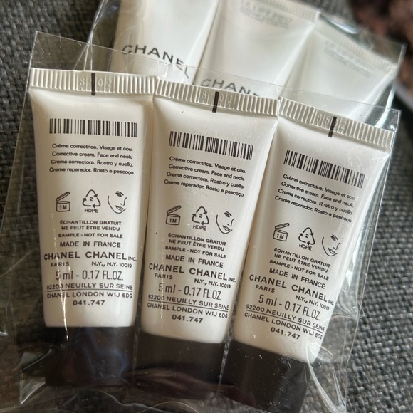 NEW 6xChanel LE LIFT PRO CRÈME VOLUME 5ML/Sample size - Picture 3 of 4